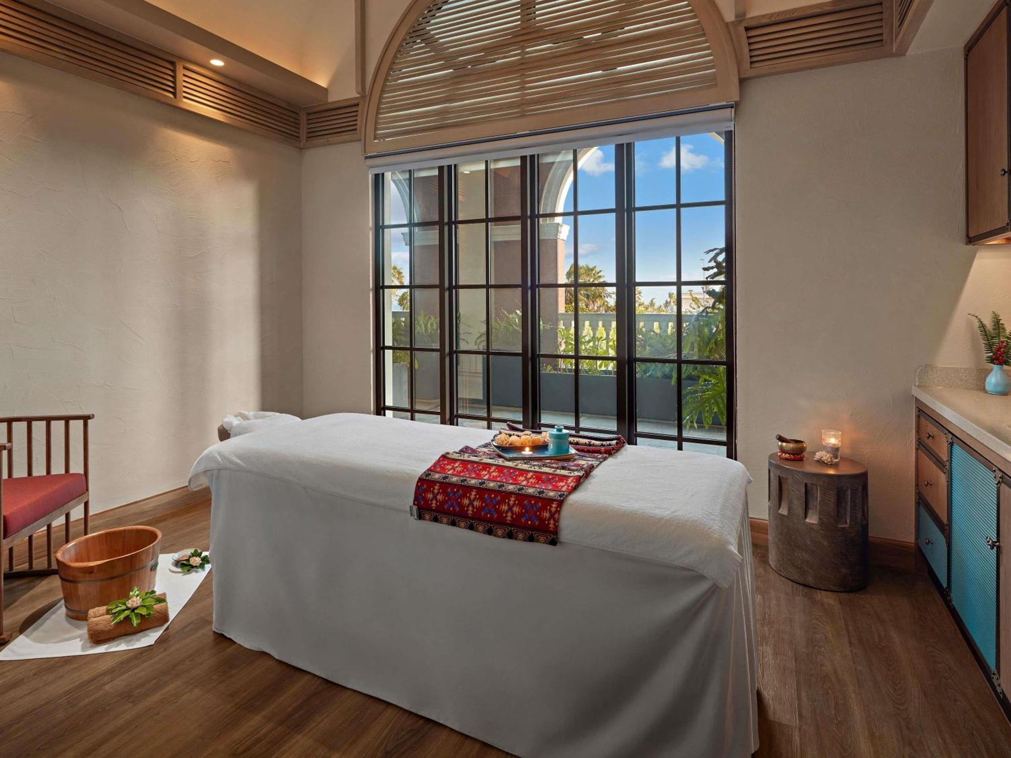 Moevenpick Resort Phan Thiet Exteriör bild