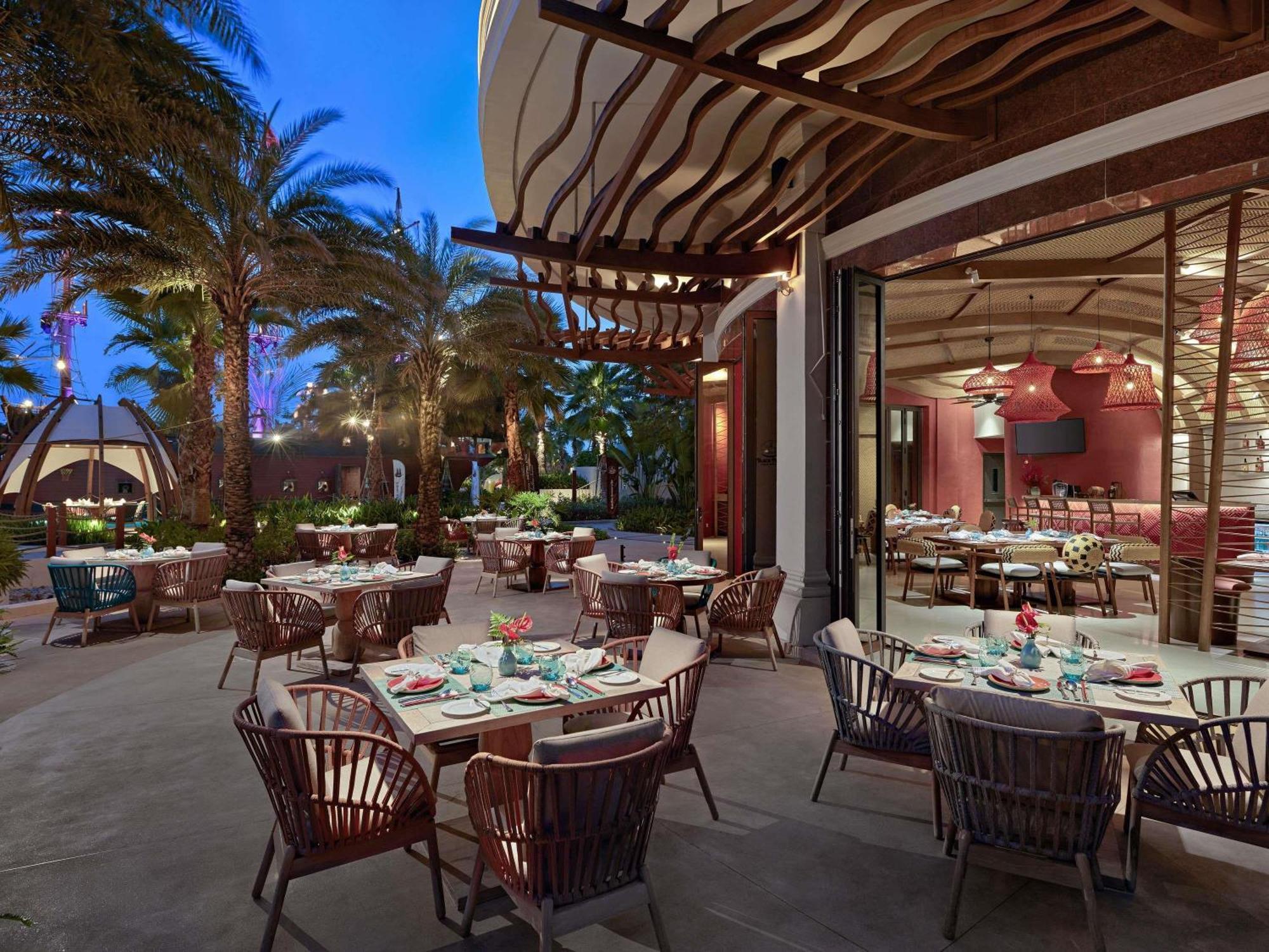 Moevenpick Resort Phan Thiet Exteriör bild